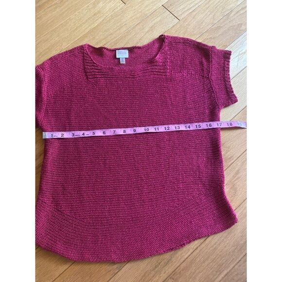 Cupio, women's red crochet knit, basic short sleeve sweater top size small - Picture 3 of 7